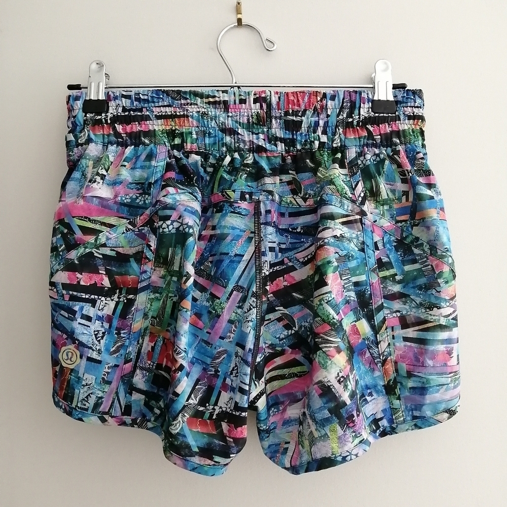 Lululemon Tracker Shorts Special Edition Seawheeze 4" Inseam Pink Blue Rare 6 - Picture 4 of 13